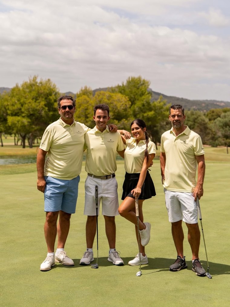 Sandritta wearing Kankura on the course